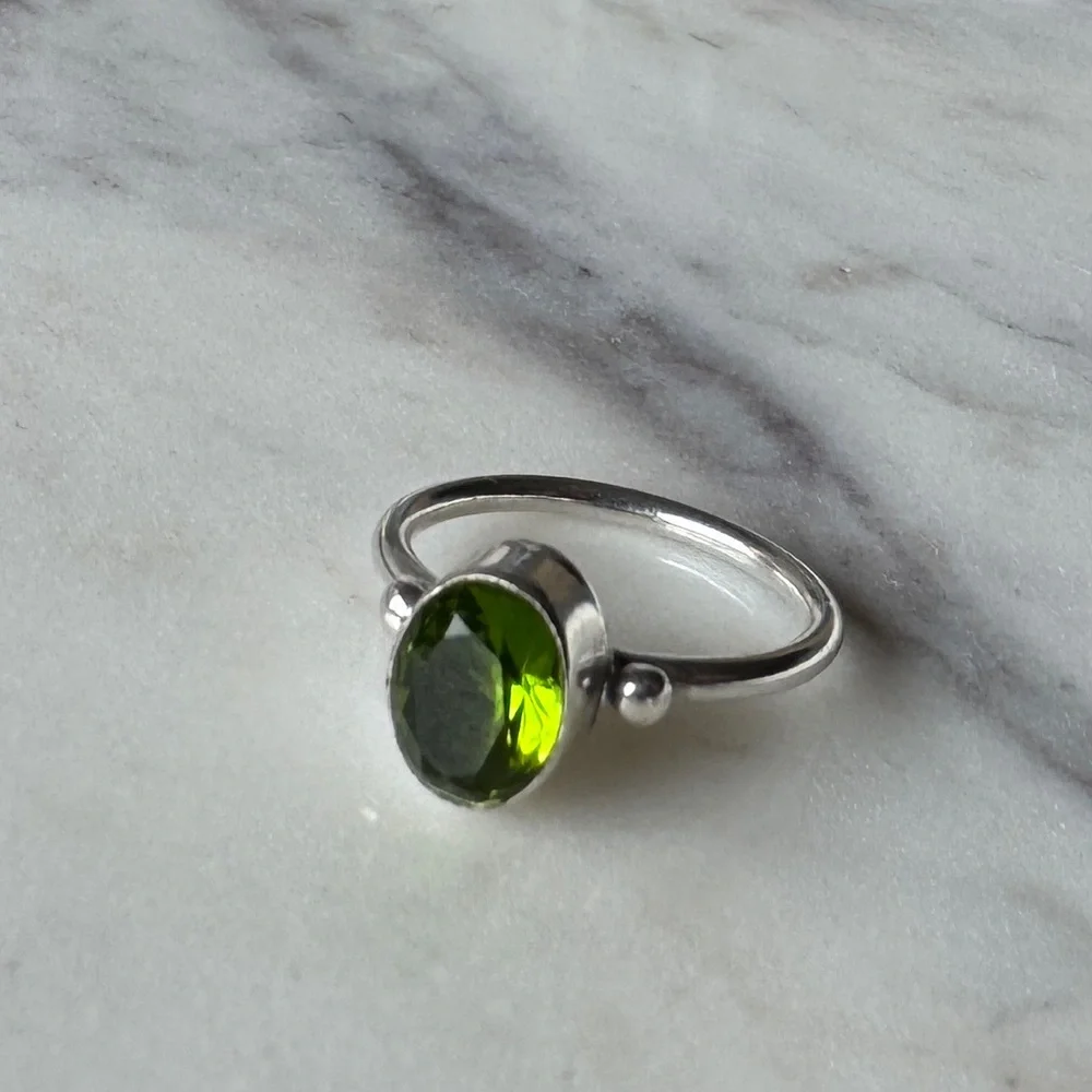 NWOT Sundance Jewel Ring, Peridot, Sterling Silver - Picture 2 of 6